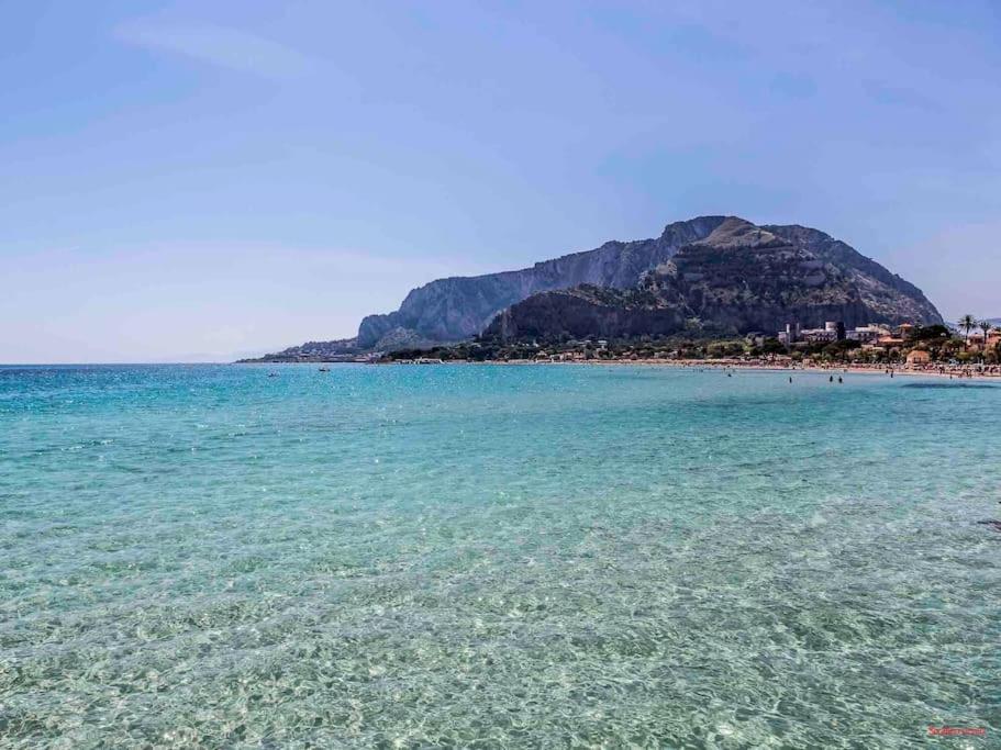 Mondello Apartment Mare Beach Eksteriør bilde